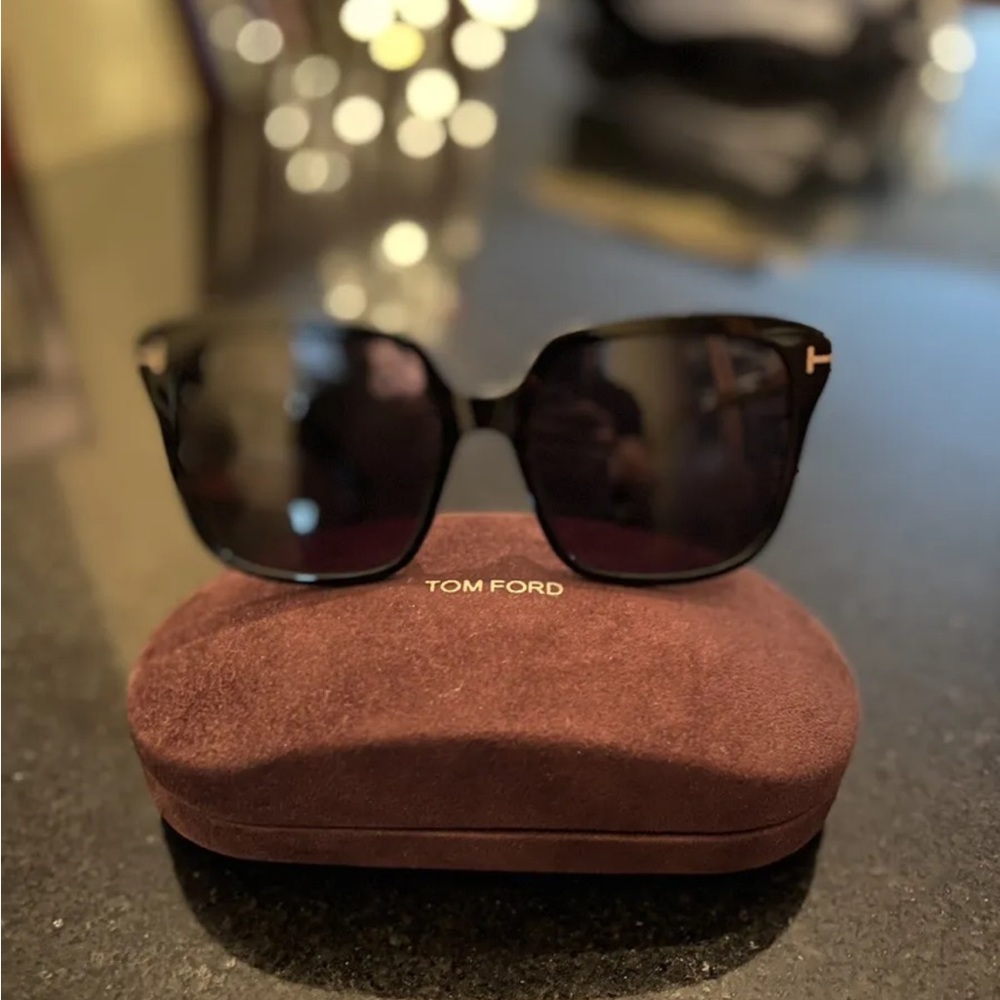 Tom Ford ‘Faye’ Sunglasses